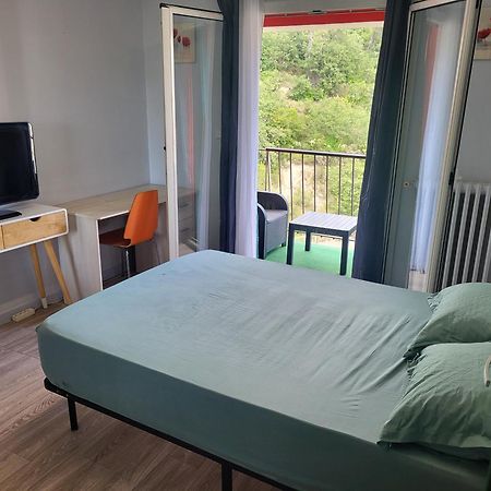 Private Room-2 In Hannana Apartment- 2 Min Walk To Tram 12 Min To Nice Train Station 15 Min To Massena Place Екстериор снимка