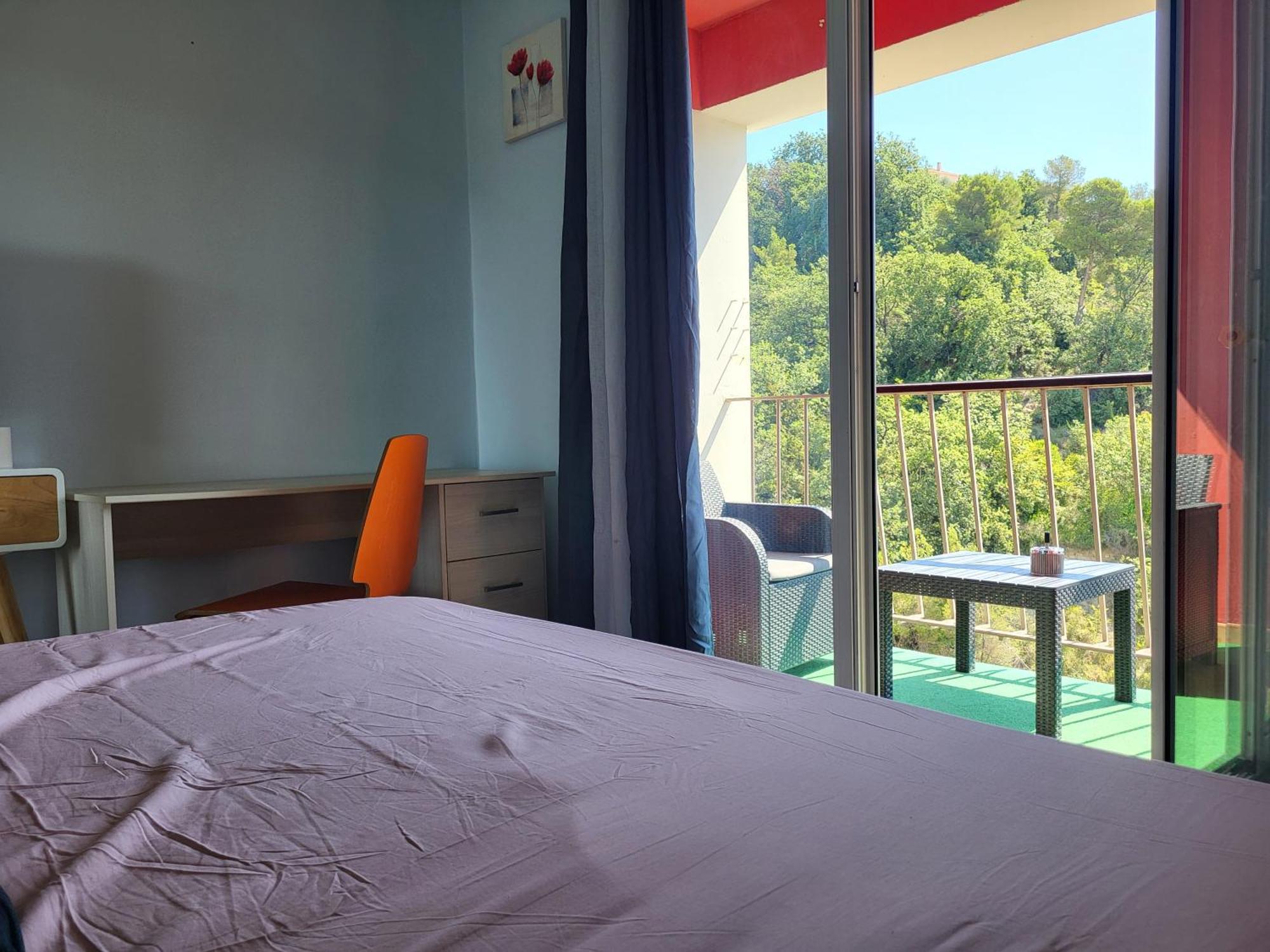 Private Room-2 In Hannana Apartment- 2 Min Walk To Tram 12 Min To Nice Train Station 15 Min To Massena Place Екстериор снимка
